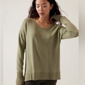 Athleta coaster Lux sweatshirt. green.  Small.